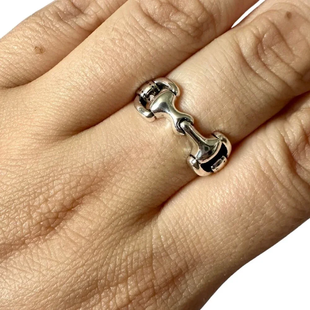 Silver Snaffle Bit Equestrian Elegant Silver Ring Unisex! - Picture 2 of 3